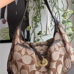 VTG Coach Ergo Turnlock